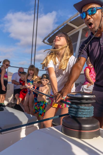 Lanzarote: Luxury Sailing Excursions to Papagayo - Two hours in the sheltered Papagayo bay