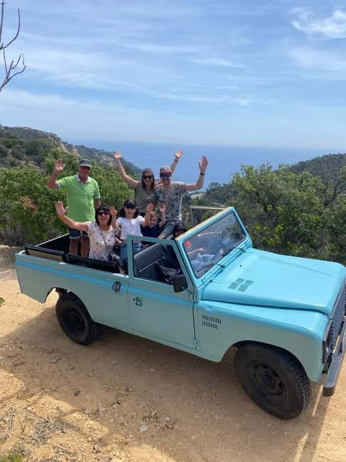 Lloret de Mar: Guided Sightseeing Tour in a 4x4 Vehicle - Coastal roads, turquoise water, and open viewpoints