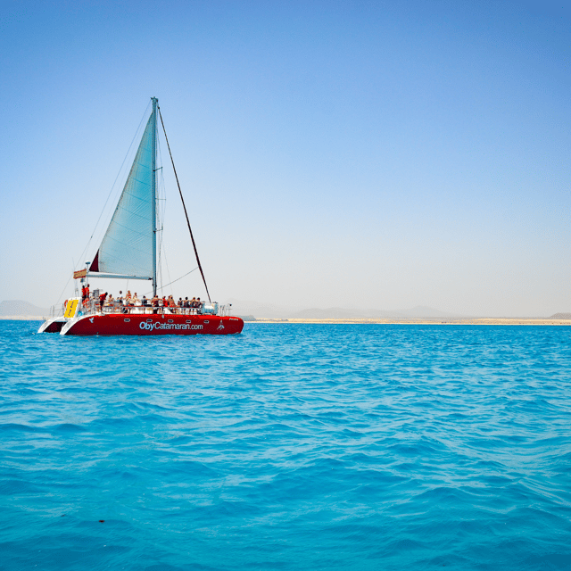 Lobos Island: 4-Hour Catamaran Trip with Lunch - A short sail from Corralejo to Lobos Island