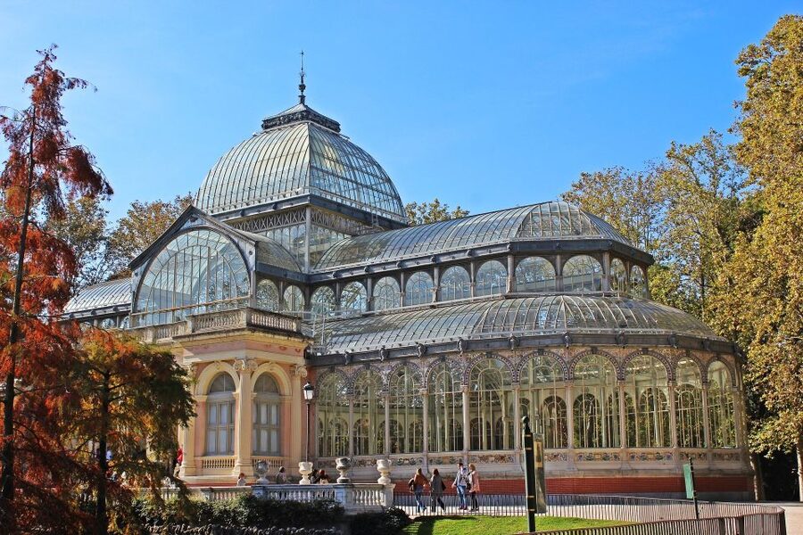 Madrid: 1.5-Hour Retiro Park Guided Walking Tour - Philip IV Gate and the park’s formal side