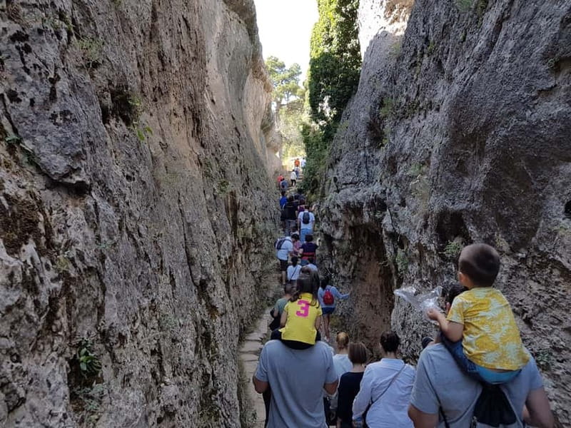 Madrid: Cuenca Day Tour with or without Enchanted City - San Pablo Bridge and the best Hanging Houses view