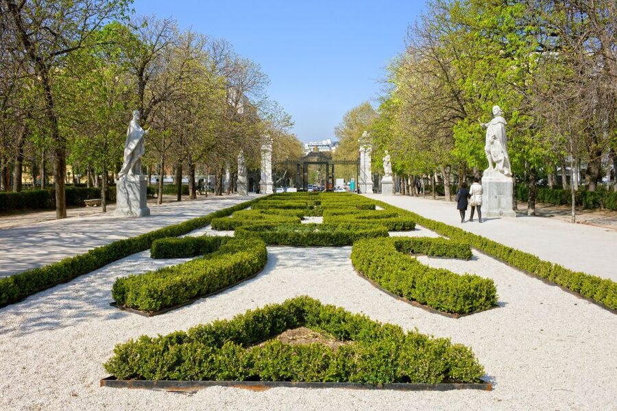 Madrid: El Retiro Park Self-Guided Audio Tour - What the audio format adds to the park