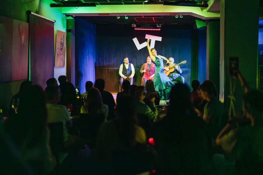 Madrid: Flamenco Show at Tablao "Las Tablas" with Drink - Key points to know before booking