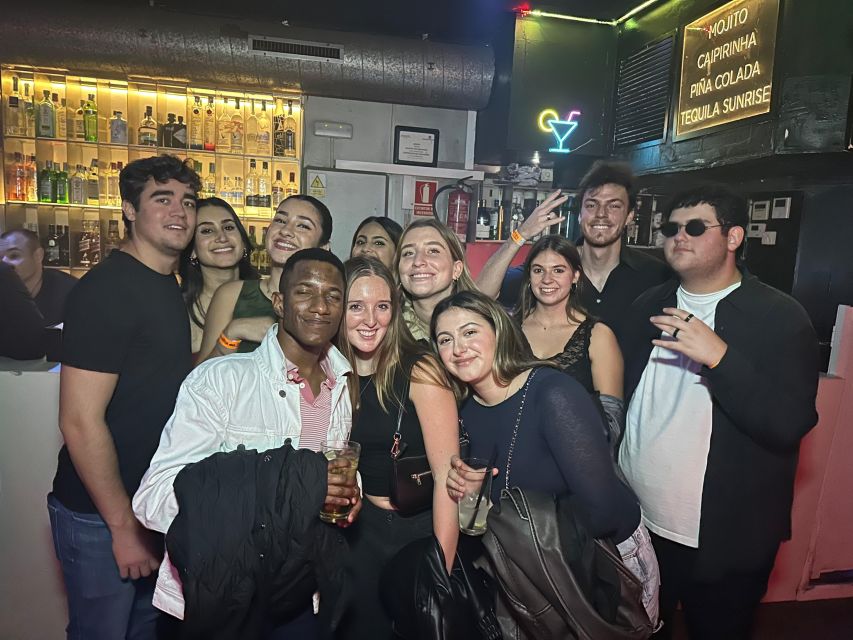 Madrid: Guided Pub Crawl Madrid Experience and Club Entry - Finding the meeting point in central Madrid