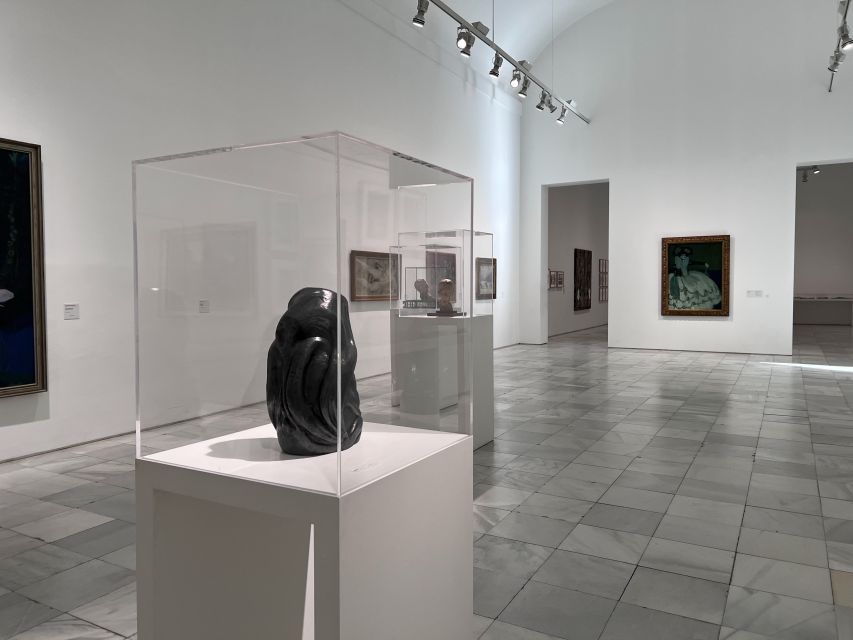 Madrid: Guided Tour of Reina Sofía Museum with Entry Ticket - What the Guides Do Best