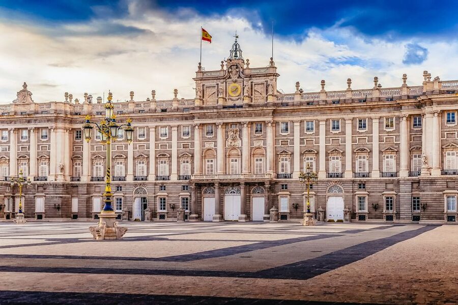 Madrid: Guided Tour of the Royal Palace with Fast Access - Practical details before you book