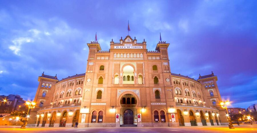 Madrid: Las Ventas Bullring Tour with Audio Guide - Entering Madrid’s largest bullring