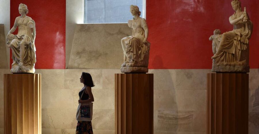 Madrid: Museo del Prado Guided Tour - Meeting at Goya, then entering the Prado
