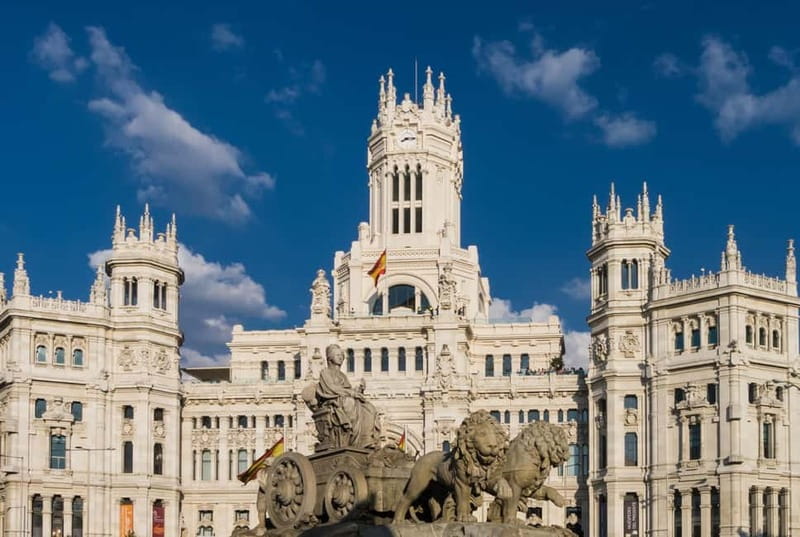 Madrid: Old Town, Poets District, and Royal Palace Tour - Plaza Mayor and the Arco de Cuchilleros