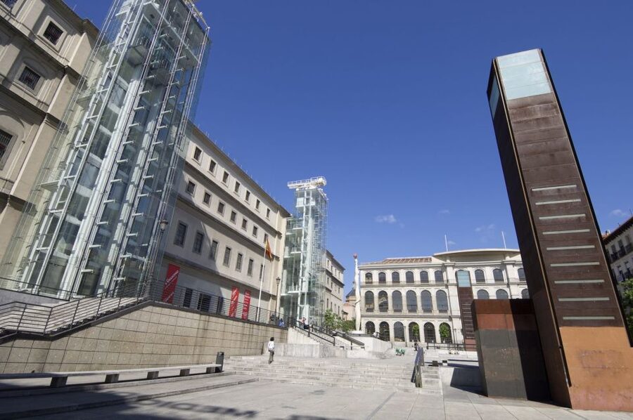 Madrid: Prado & Reina Sofía Museums Guided Tour - What the guide adds to the $80 price