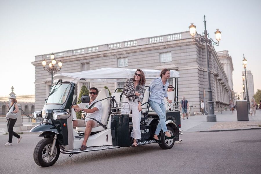 Madrid: Private City Tour by Eco Tuk Tuk - The one-hour route: a quick first look