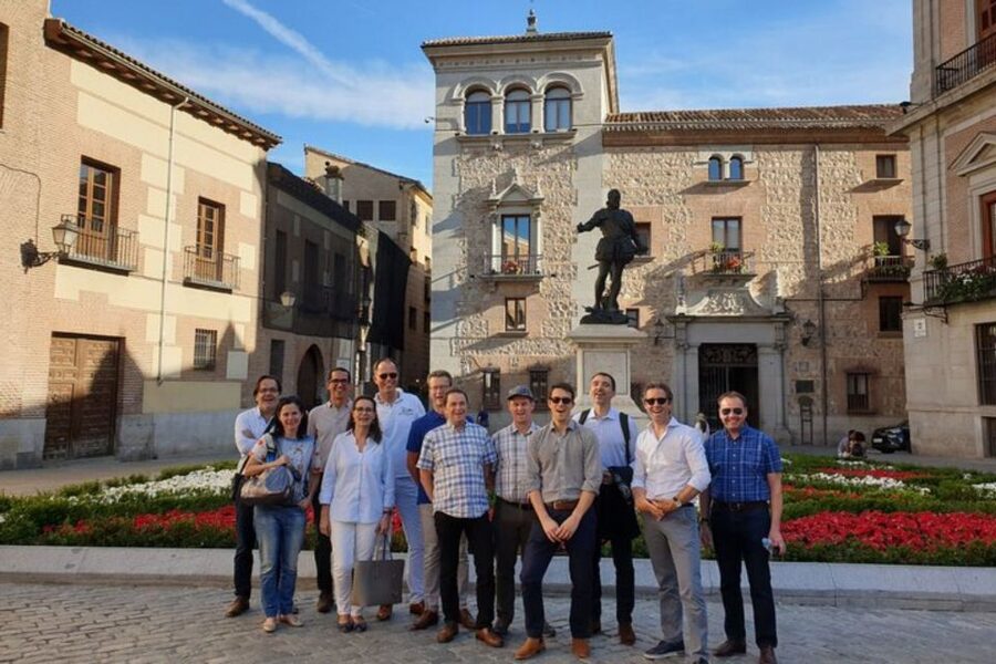 Madrid: Private custom tour with a local guide - Starting in Madrid, with hotel pickup when available