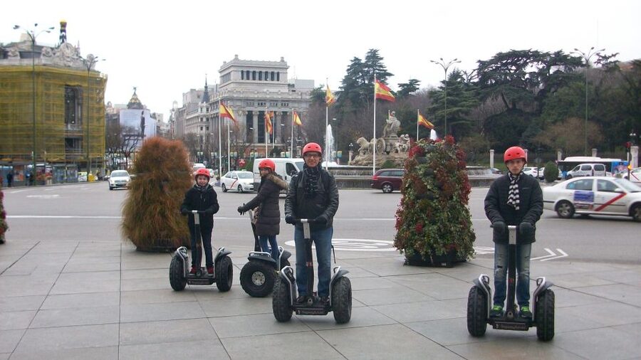 Madrid Private Segway tour. Retiro Park - Centro Historico - Choosing one hour, two hours, or longer