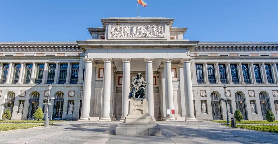 Madrid: Small Group of Prado Museum Tour & Optional Tapas - Entering the Prado without the main ticket line