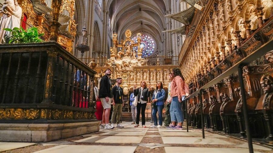 Madrid: Toledo Day Trip with Winery Visit and Wine Tasting - Walking through Santo Tomé and the Jewish quarter