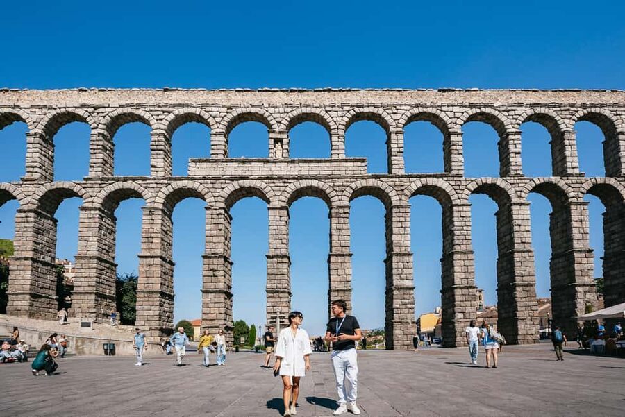 Madrid: Toledo & Segovia Full Day Guided Tour with Alcázar - Exploring the Alcázar of Segovia on your own