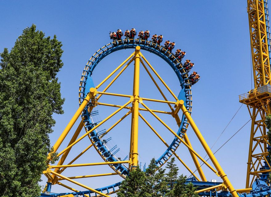 Madrid: Warner Park Entry Ticket - How to handle queues and a large park