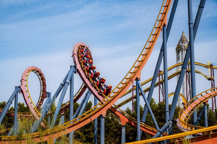 Madrid: Warner Park Entry Ticket - Food, paid games, and the real cost of the day