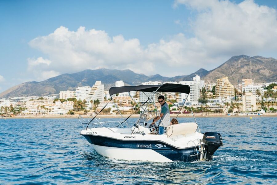 Malaga: Boat Rental without a License for Dolphin Watching - What the boat is like on the water