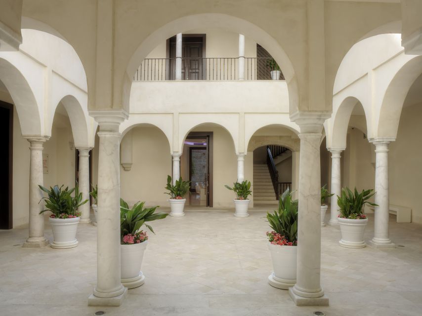 Málaga: Carmen Thyssen Museum Ticket - How to use the audio guide