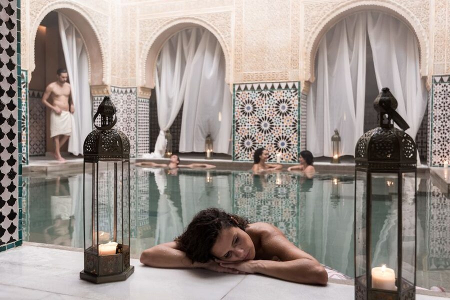 Malaga: Hammam Al Ándalus Entry Ticket with Massage - Practical details that affect your visit