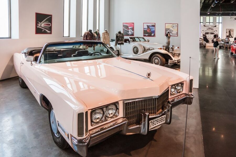 Málaga: Museo del Automóvil y la Moda Ticket - Why the fashion displays matter
