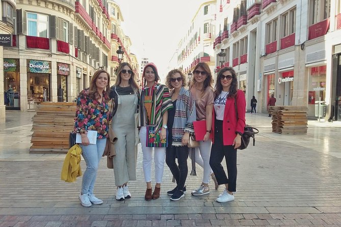 Málaga: Private Sightseeing Treasure Hunt - A quieter corner at Plaza del Pericón