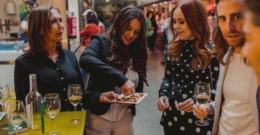 Malaga: Tapas Crawl - What the guides add to the food