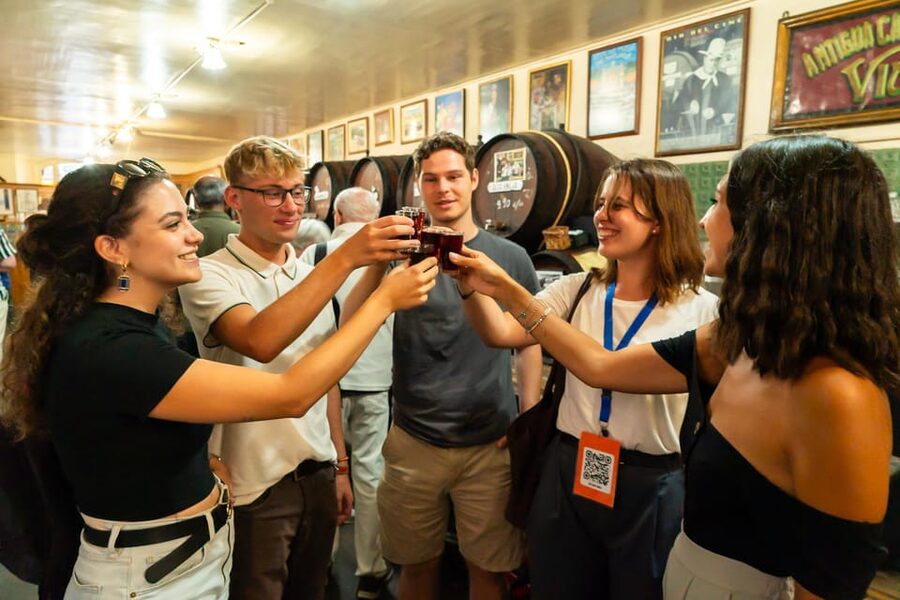 Malaga: Wine and Tapas Tour with Tastings and Drinks - The final bar and rooftop drink