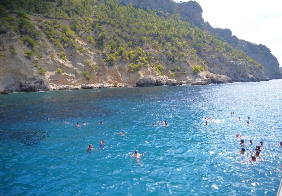 Mallorca: 2-Hour Coastline & Malgrat Islands Catamaran Tour - The 20-minute swim stop