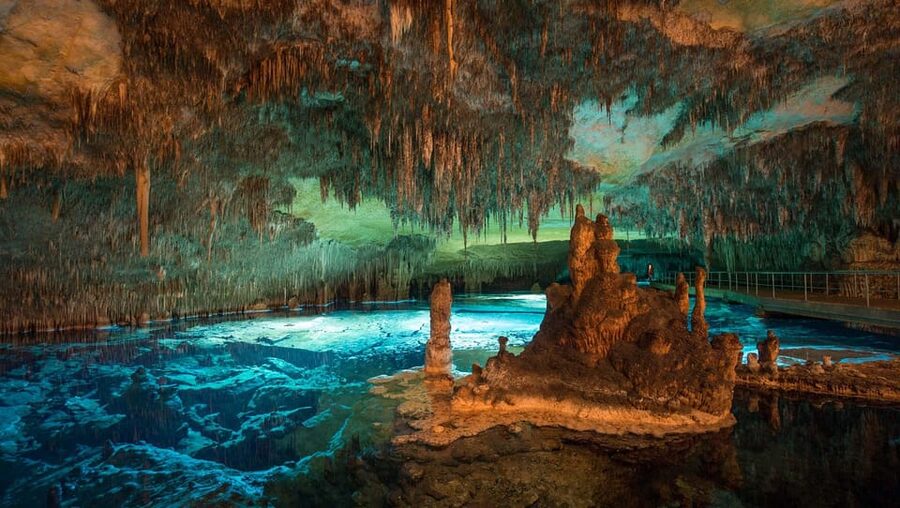 Mallorca: Drach and Hams Caves, and Porto Cristo Day Tour - Hams Caves and the Venetian Lake