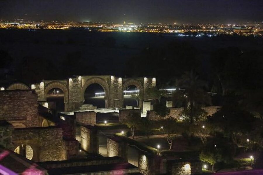 Medina Azahara Guided Tour at Night - Who will enjoy this night visit