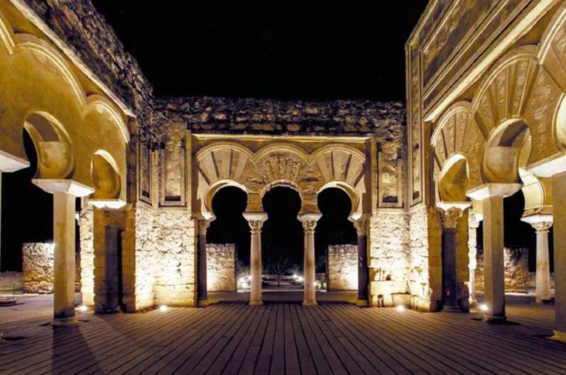 Medina Azahara Guided Tour at Night - Arriving after dark and getting oriented