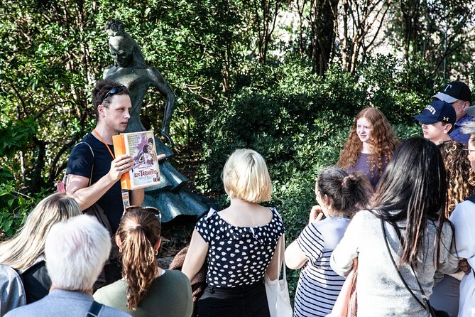 Montjuïc Walking Tour With Optional Flamenco Show - Fountains and sculptures at Jardins de Joan Brossa