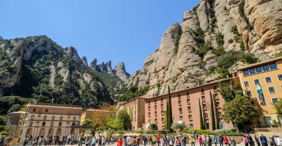 Montserrat Museum and Monastery Entry Ticket - Entering the Basilica and Meeting La Moreneta