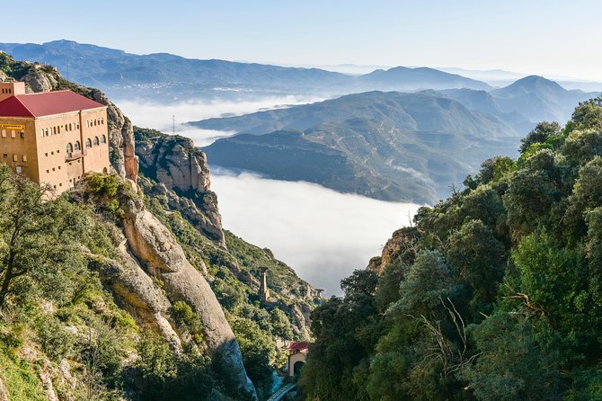 Montserrat Private Guided Tour with Pick up - Three hours at Montserrat