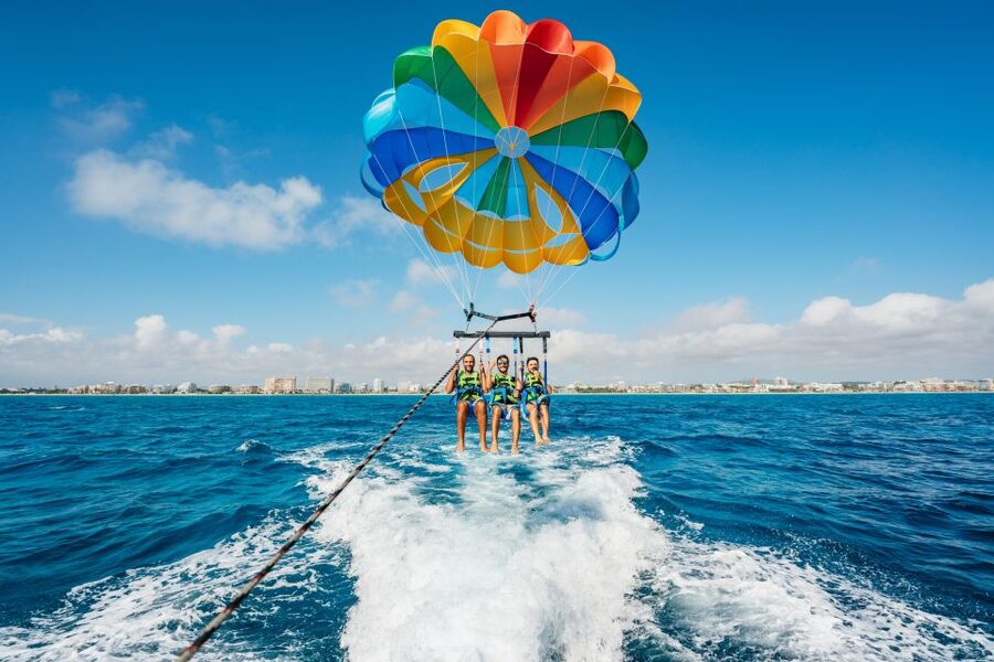 Palma Bay: Parasailing Experience - Daytime or Sunset Departure?