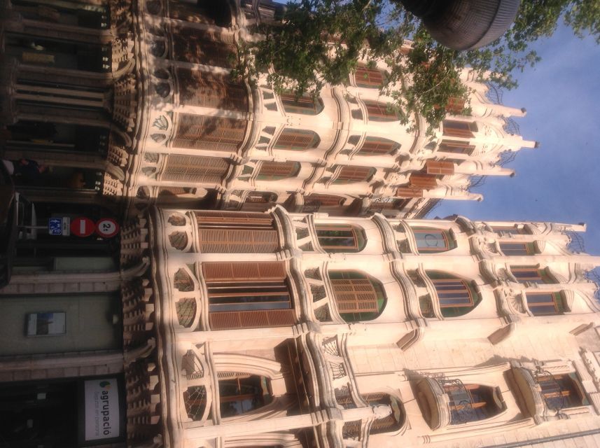 Palma: Culinary Tapas Tour of the Old Town - What the guide can add to the evening