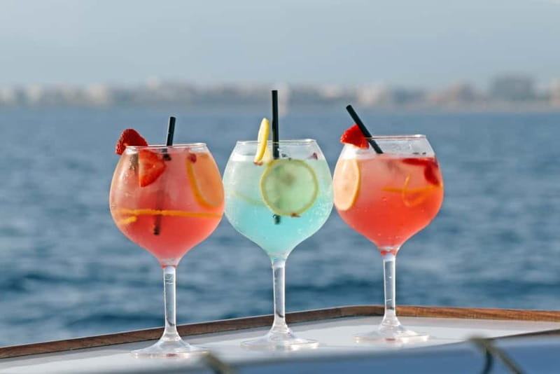 Palma de Mallorca: Deluxe Catamaran Sailing Tour with Meal - Leaving Palma and heading toward Cala Vella