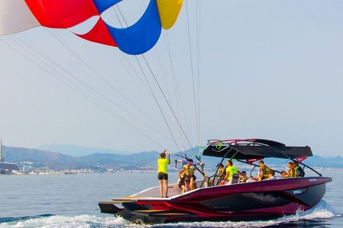 Parasailing Tour en Barcelona - What happens at Moll de la Ronda