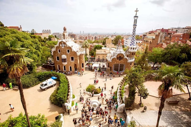 Park Güell: Guided Tour with Optional Gaudí Experience Entry - Checking in at 41 Carrer de Larrard