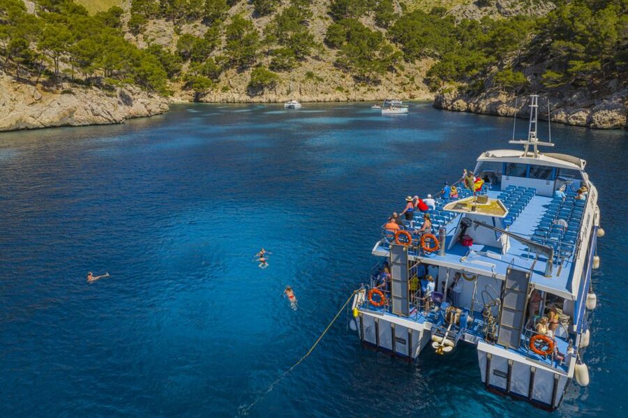 Puerto Pollença: Ferry to Formentor Beach - The 30-minute crossing across Pollença Bay