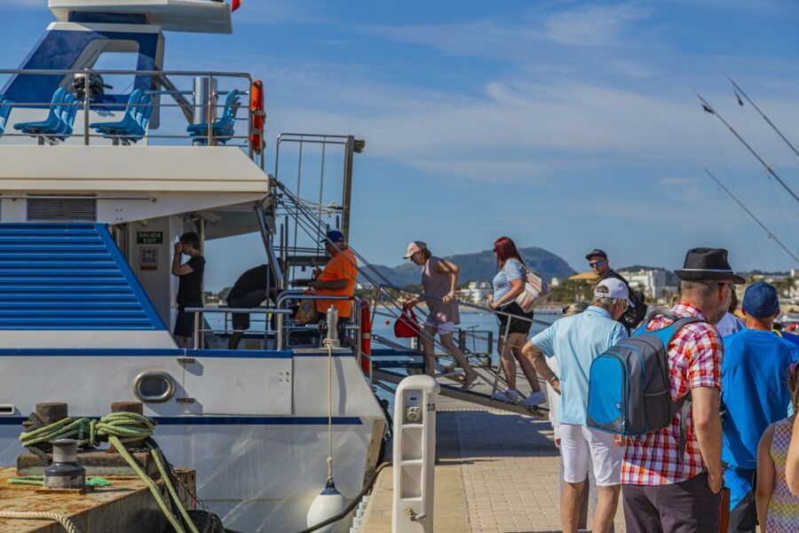 Puerto Pollença: Ferry to Formentor Beach - The ride back to Puerto Pollença