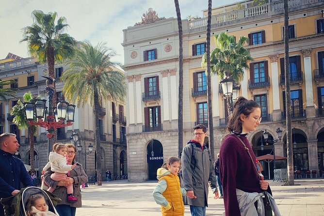 Ramblas, Old Town, Gothic and Gaudi Architecture Walking Tour - Plaça Reial and the city’s social side