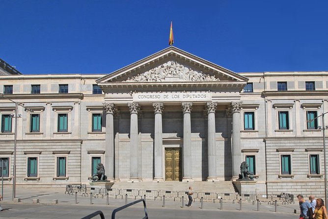 Royal Palace & Prado Museum Skip the Line Guided Tour - Why this pairing works in Madrid