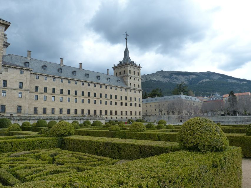 San Lorenzo de El Escorial: Monastery and Site Guided Tour - Why El Escorial deserves your time