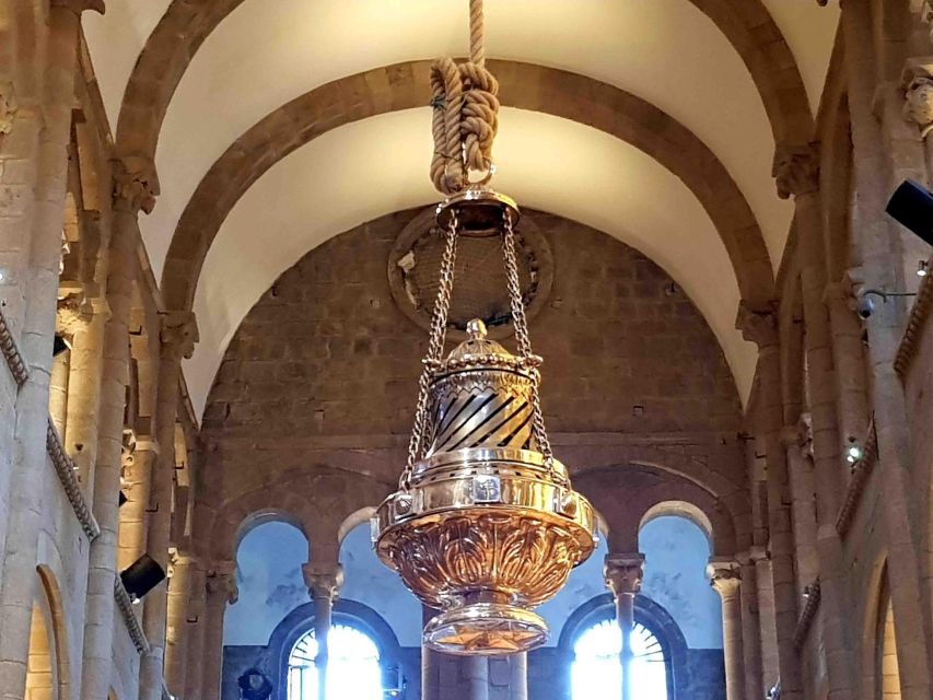 Santiago Complete Tour: City, Portico and Cathedral Tickets - The 15-minute pause and the pace of the day