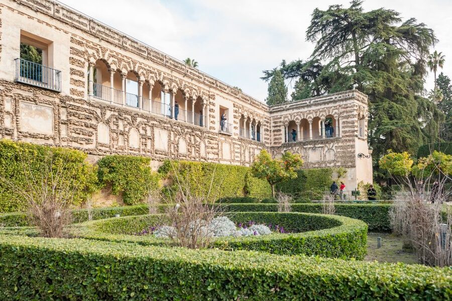 Seville: Alcazar Guided Tour with Entrance - Key points to know before you book
