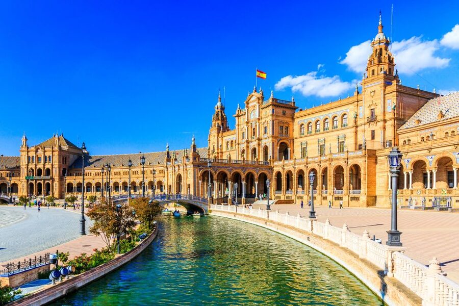 Seville: Authentic and Romantic Horse-Drawn Carriage Ride - Pickup takes planning in central Seville