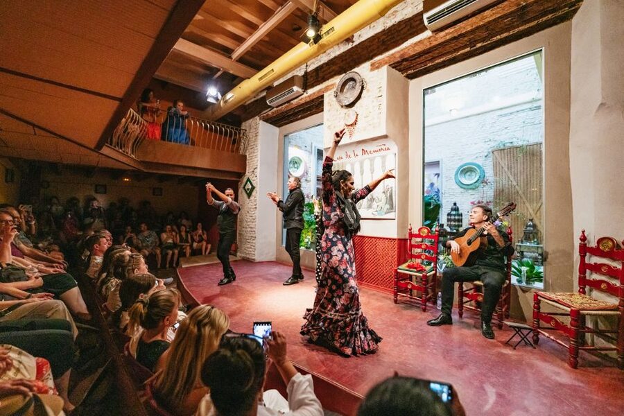 Seville: Casa de la Memoria Flamenco Show - The Best Seats Require a Little Patience
